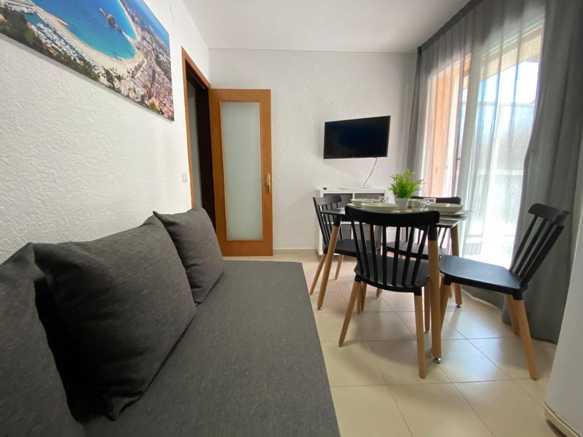 Apartamentos Ar Isern Blanes Exterior photo
