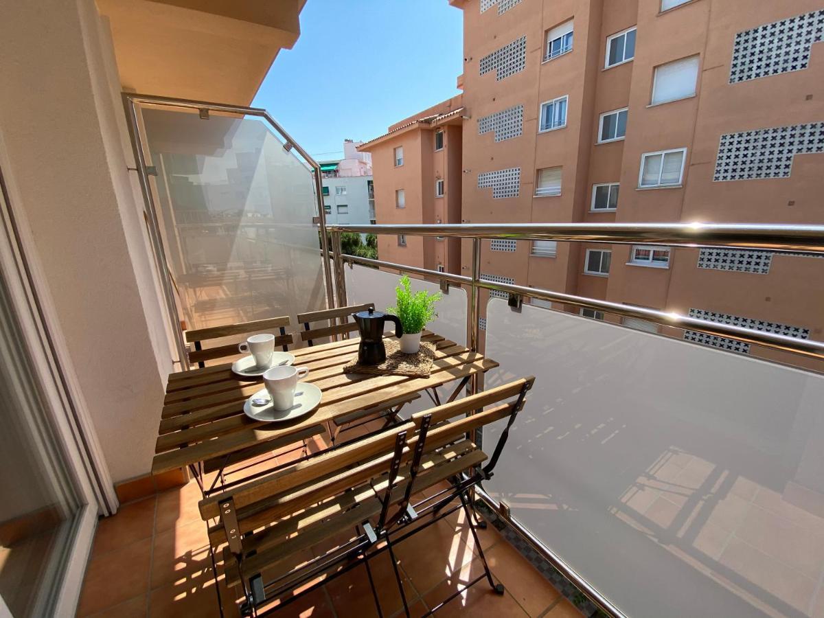 Apartamentos Ar Isern Blanes Exterior photo