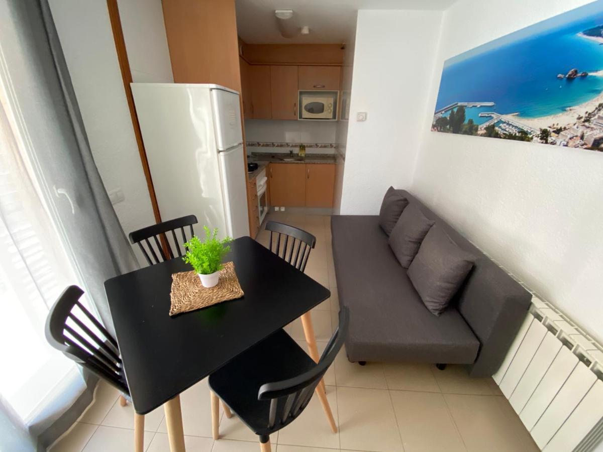 Apartamentos Ar Isern Blanes Exterior photo