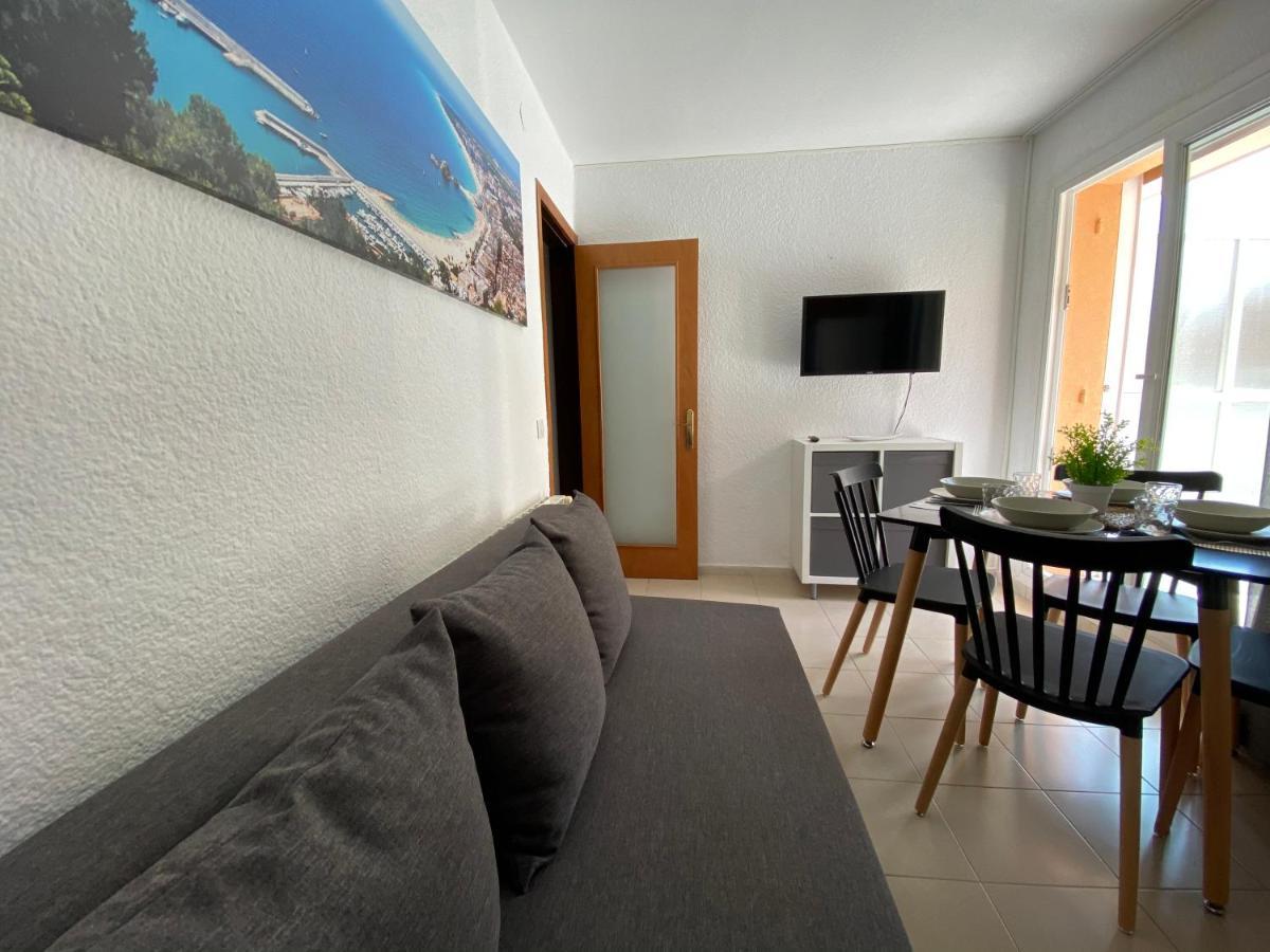 Apartamentos Ar Isern Blanes Exterior photo